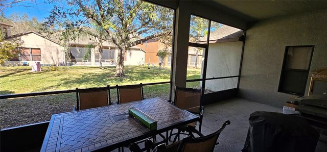 1934 ABBEY RIDGE DRIVE, Dover, FL 33527