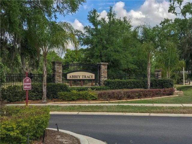 1934 ABBEY RIDGE DRIVE, Dover, FL 33527