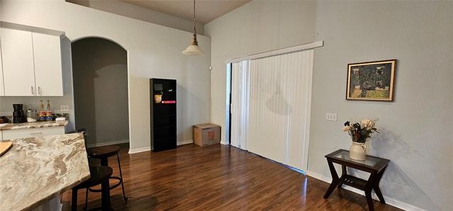 1934 ABBEY RIDGE DRIVE, Dover, FL 33527