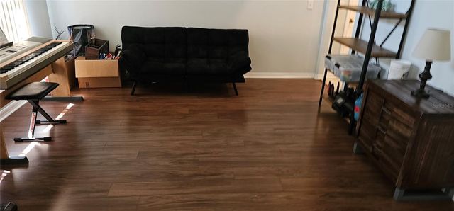 1934 ABBEY RIDGE DRIVE, Dover, FL 33527