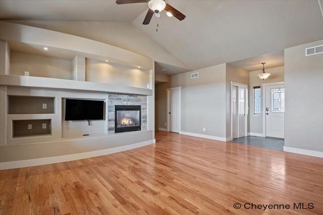 3432 CAMPFIRE TRAIL, Cheyenne, WY 82001
