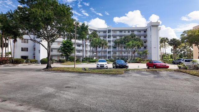 4640 Lucerne Lakes Boulevard 502, Lake Worth, FL 33467