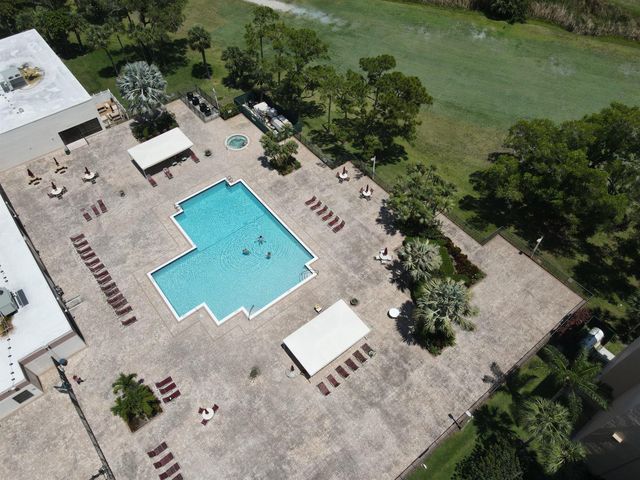 4640 Lucerne Lakes Boulevard 502, Lake Worth, FL 33467