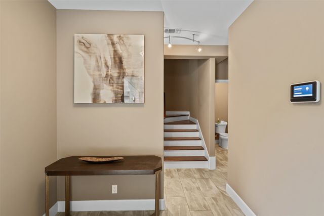 1717 Annex Avenue 602, Dallas, TX 75204