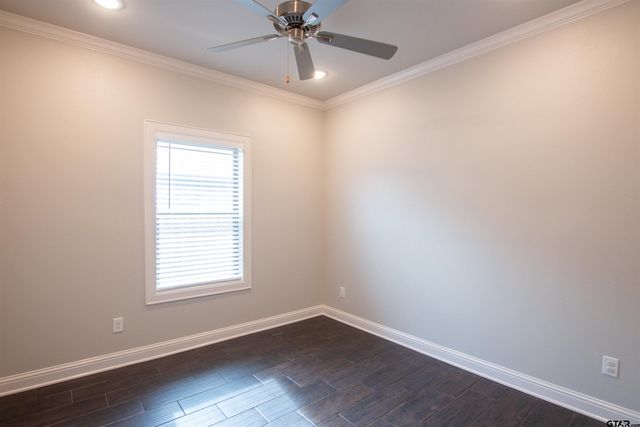 822 Lindsey Ln, Whitehouse, TX 75791
