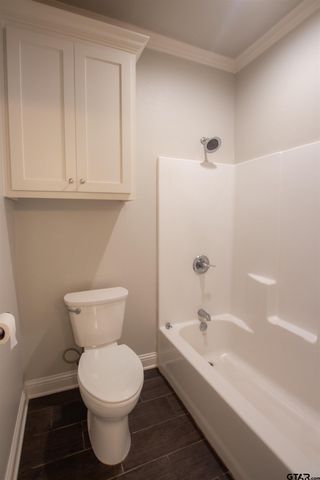 822 Lindsey Ln, Whitehouse, TX 75791