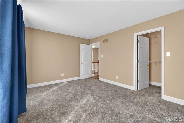 5527 Hennsley Circle, Weldon Spring, MO 63304