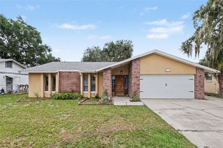 819 CROSSWINDS DRIVE, Brandon, FL 33511