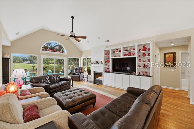 5 Old Fort Way, Hilton Head Island, SC 29926