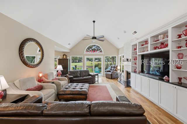5 Old Fort Way, Hilton Head Island, SC 29926