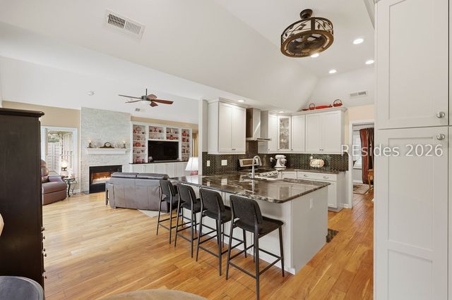 5 Old Fort Way, Hilton Head Island, SC 29926