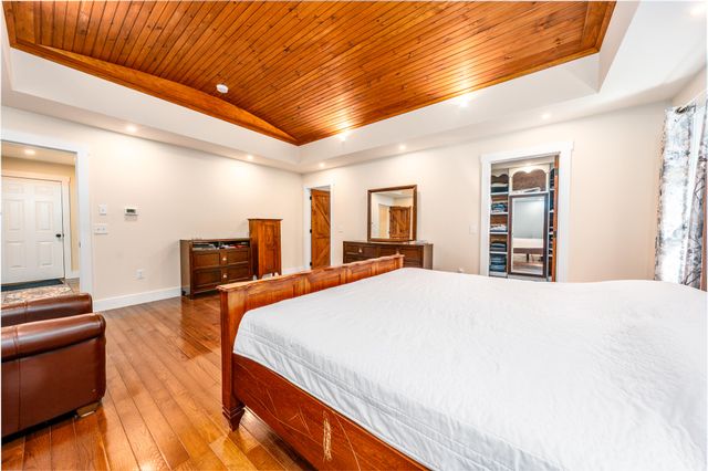 265 Cotuit Road, Mashpee, MA 02649