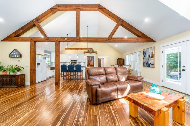 265 Cotuit Road, Mashpee, MA 02649