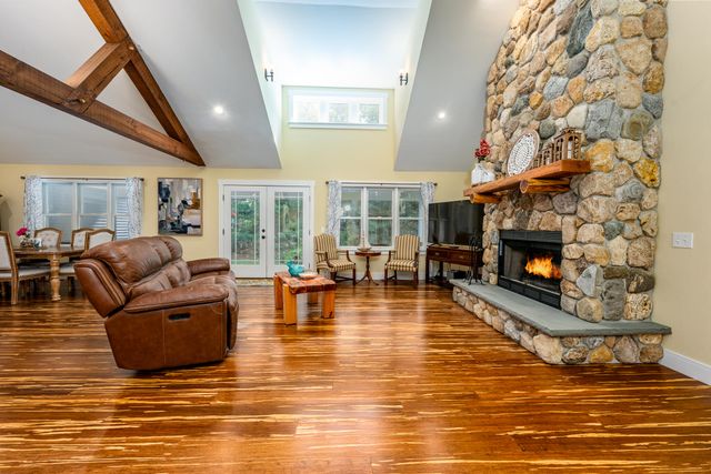 265 Cotuit Road, Mashpee, MA 02649