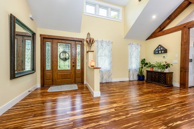265 Cotuit Road, Mashpee, MA 02649