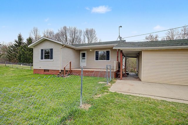 3100 Solon Street NE, Cedar Springs, MI 49319