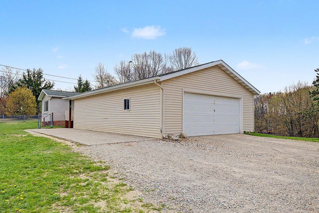 3100 Solon Street NE, Cedar Springs, MI 49319
