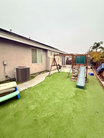 1000 Georgia Avenue, Madera, CA 93637