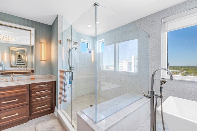 180 BEACH DRIVE NE 1401, St Petersburg, FL 33701