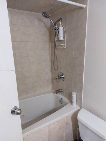 801 Three Islands Blvd 312, Hallandale Beach, FL 33009