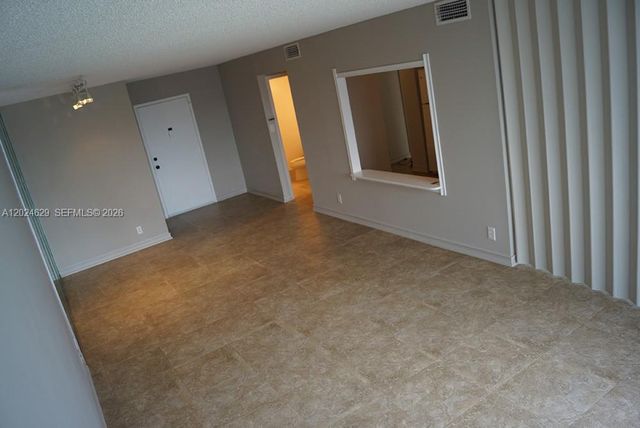 801 Three Islands Blvd 312, Hallandale Beach, FL 33009