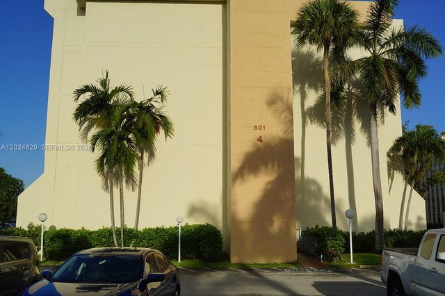 801 Three Islands Blvd 312, Hallandale Beach, FL 33009