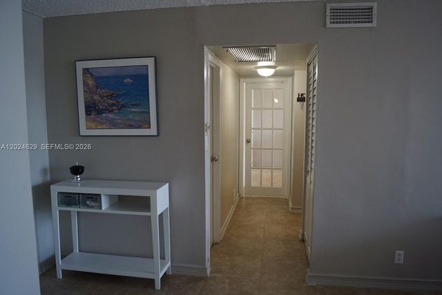 801 Three Islands Blvd 312, Hallandale Beach, FL 33009