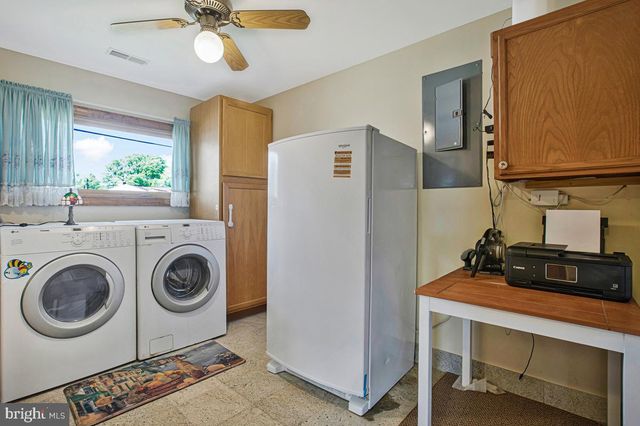 209 CARROLL RD, Glen Burnie, MD 21060