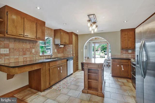209 CARROLL RD, Glen Burnie, MD 21060