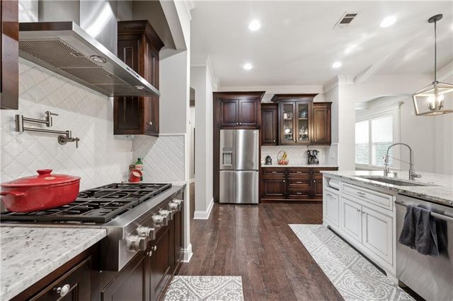 126 Windfields Lane, Woodstock, GA 30188