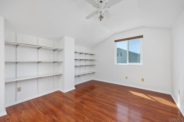 1713 W Country Club Lane, Escondido, CA 92026