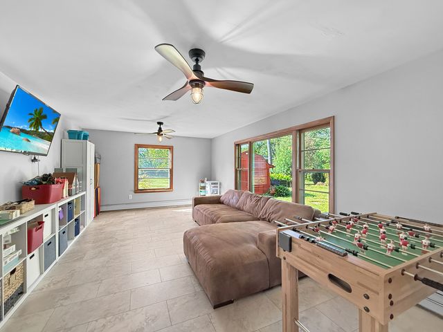 4705 Wild Cherry Road, Crystal Lake, IL 60012