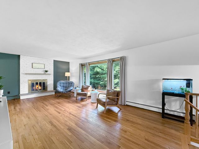 4705 Wild Cherry Road, Crystal Lake, IL 60012