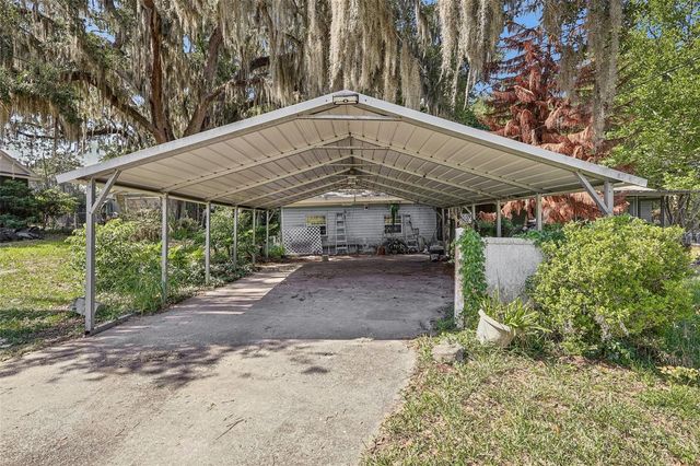 2315 EDGEWATER AVENUE, Leesburg, FL 34748