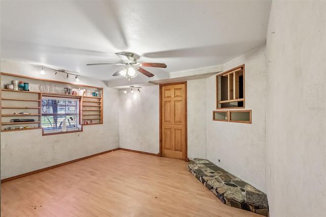 2315 EDGEWATER AVENUE, Leesburg, FL 34748