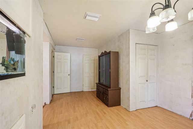 2315 EDGEWATER AVENUE, Leesburg, FL 34748