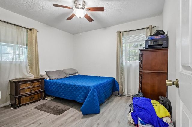 2315 EDGEWATER AVENUE, Leesburg, FL 34748