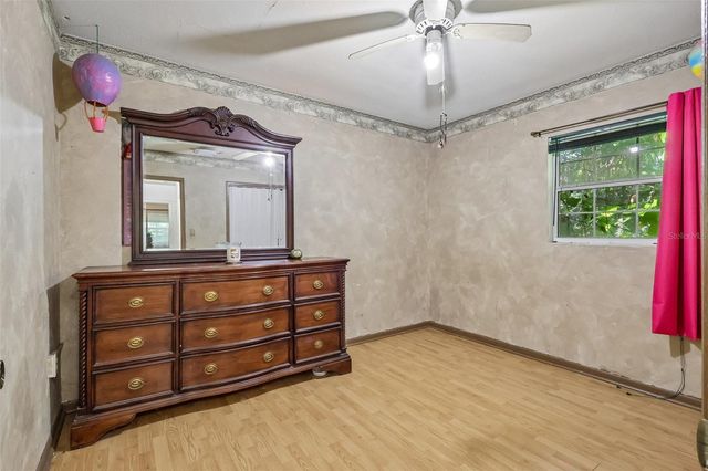 2315 EDGEWATER AVENUE, Leesburg, FL 34748