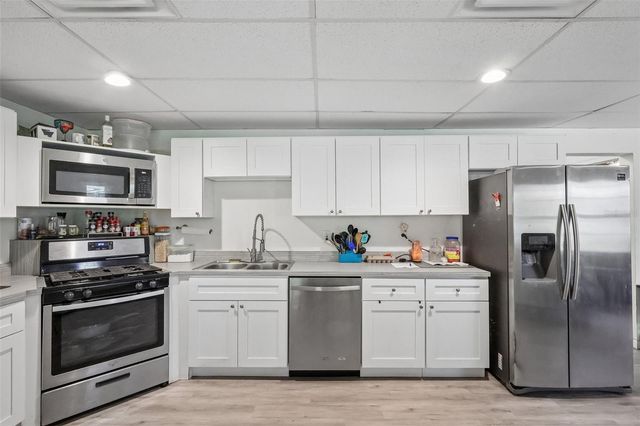 2315 EDGEWATER AVENUE, Leesburg, FL 34748