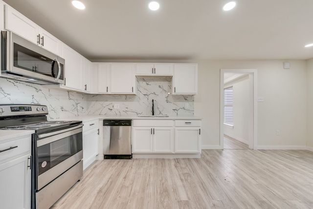 9410 Beacon Hill Circle, Dallas, TX 75217
