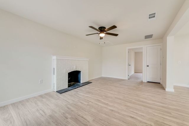 9410 Beacon Hill Circle, Dallas, TX 75217