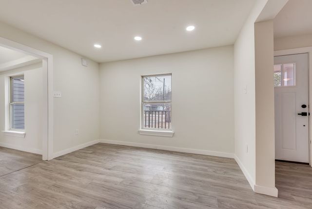 9410 Beacon Hill Circle, Dallas, TX 75217