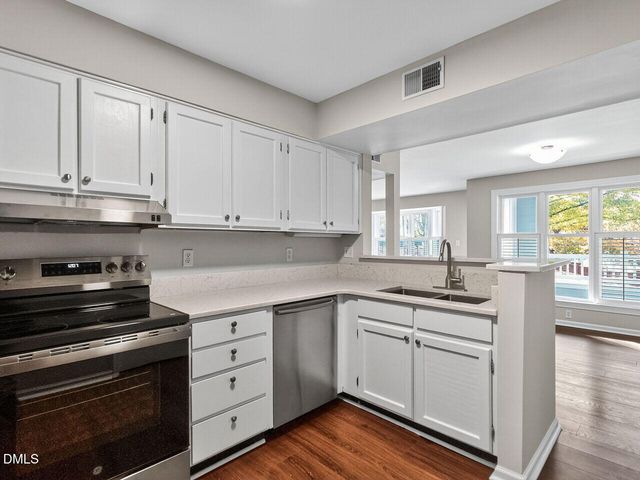 911 Washington Street 203, Raleigh, NC 27605