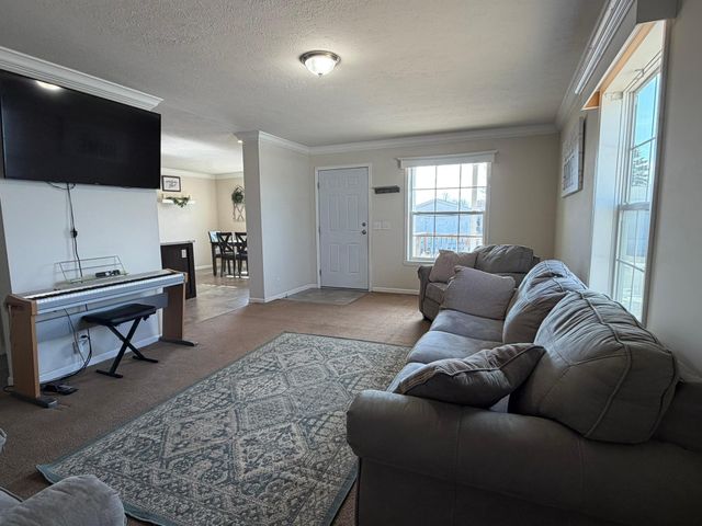 2022 Morgan Way, North Mankato, MN 56003