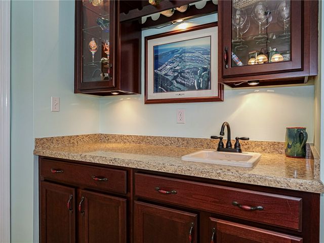 5075 HARMONY Circle 103, Vero Beach, FL 32967