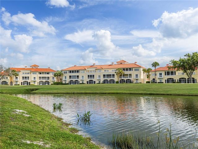 5075 HARMONY Circle 103, Vero Beach, FL 32967