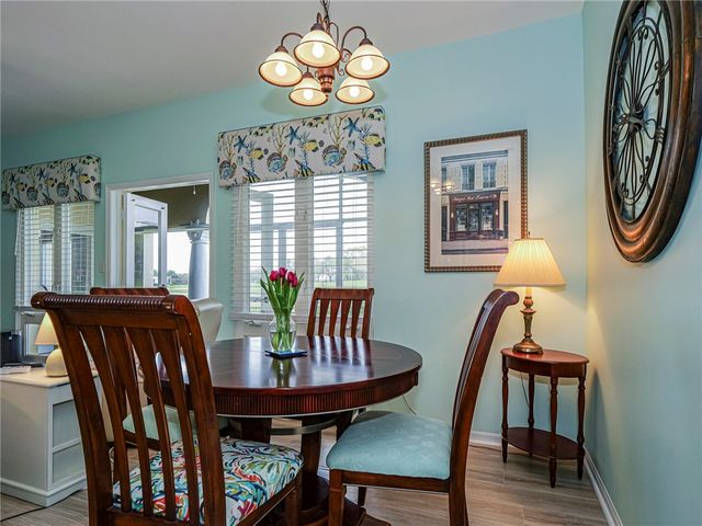 5075 HARMONY Circle 103, Vero Beach, FL 32967