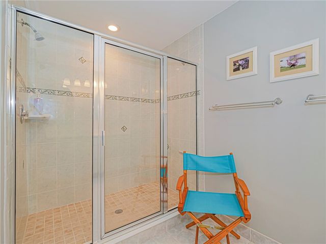 5075 HARMONY Circle 103, Vero Beach, FL 32967