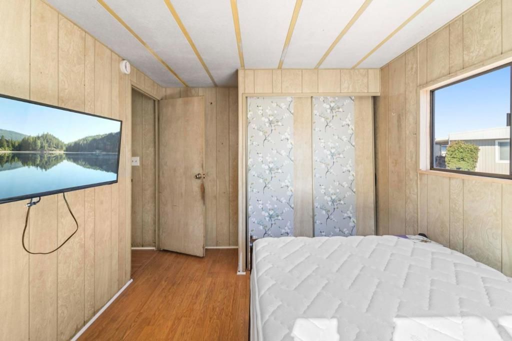 Image 14 of property listing at 2150 Monterey Road, San Jose, CA 95112