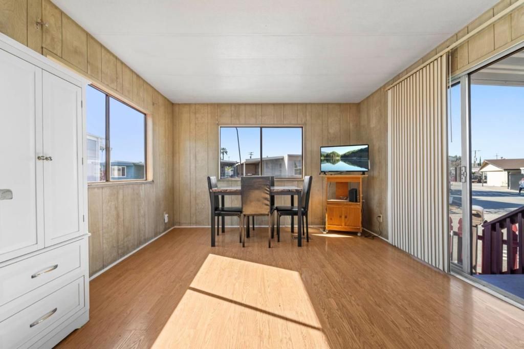 Image 5 of property listing at 2150 Monterey Road, San Jose, CA 95112